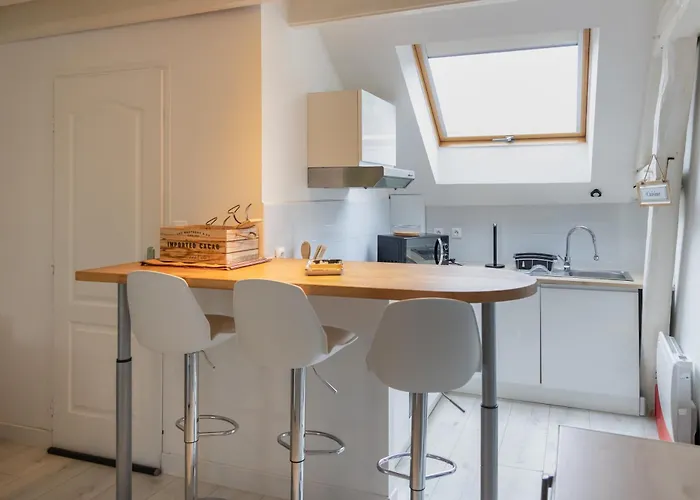 Supprime 아파트 트루아