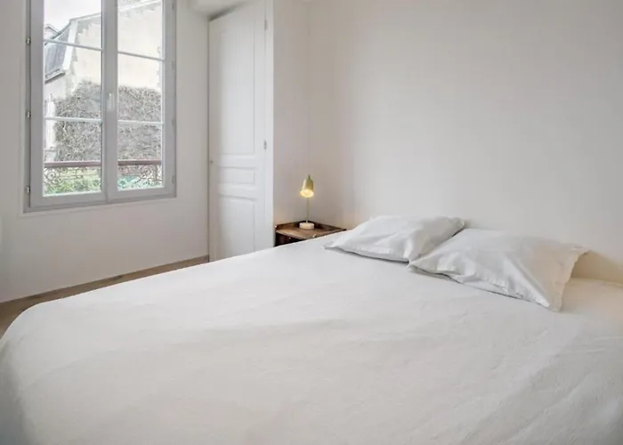 Supprime 아파트 트루아